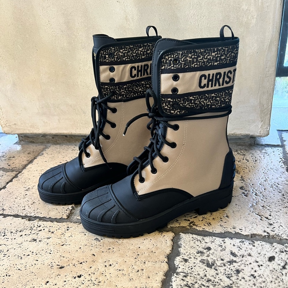 Ankle boots